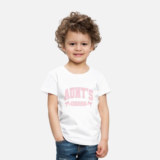 Aunt's Bestie Coquette