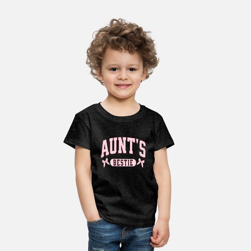 Aunt's Bestie Coquette