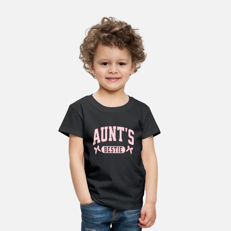 Aunt's Bestie Coquette