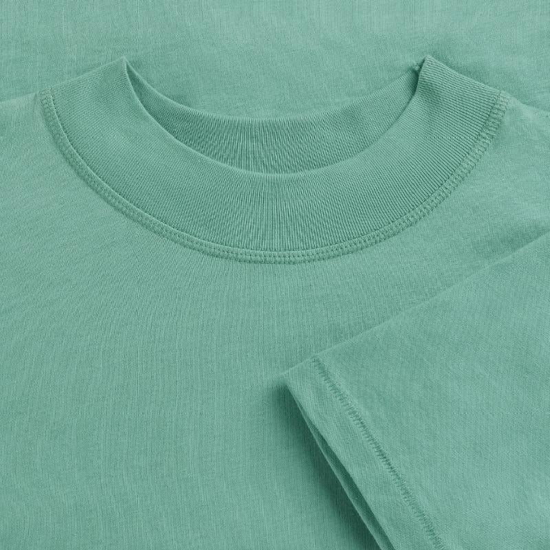 CHICKEN on top of RV